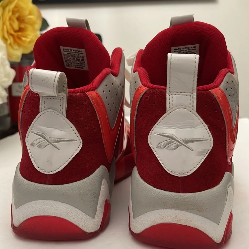 REEBOK KAMIKAZE 2 MID GHOST OF CHRISTMAS PAST WHITE/RED SNEAKERS MENS SIZE 8.5